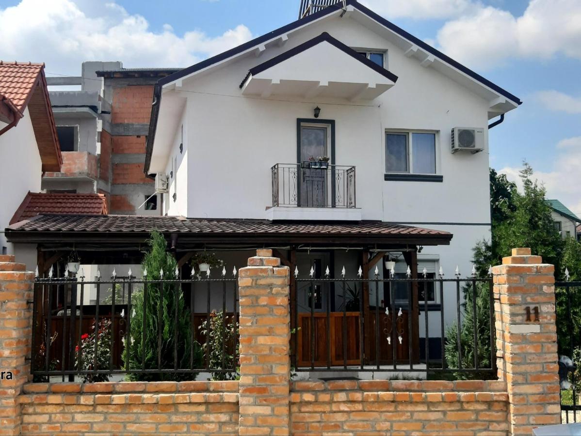 فندق Casa Alba Năvodari المظهر الخارجي الصورة